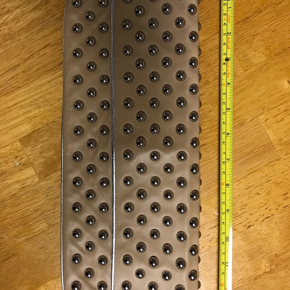 Clutch - Picture 2 of 4